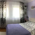 Cosy Apartment-Private Parking